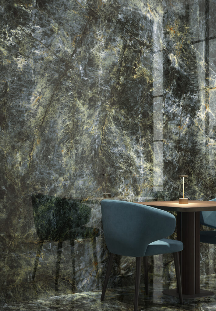 MADAGASCAR DARK_FRONTALE
