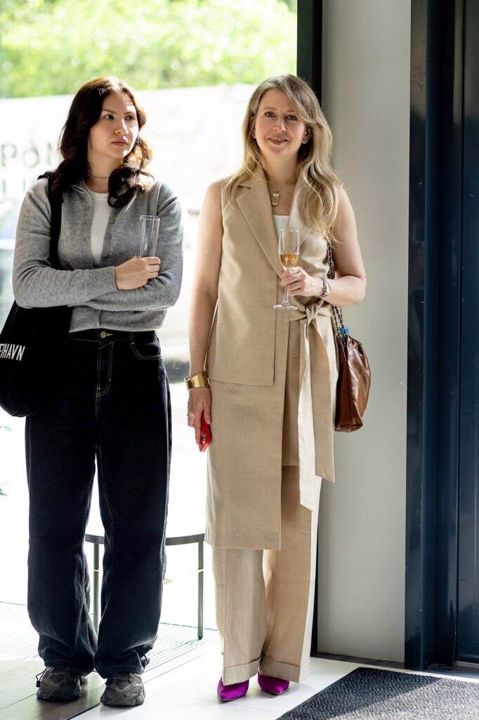 092_resized
